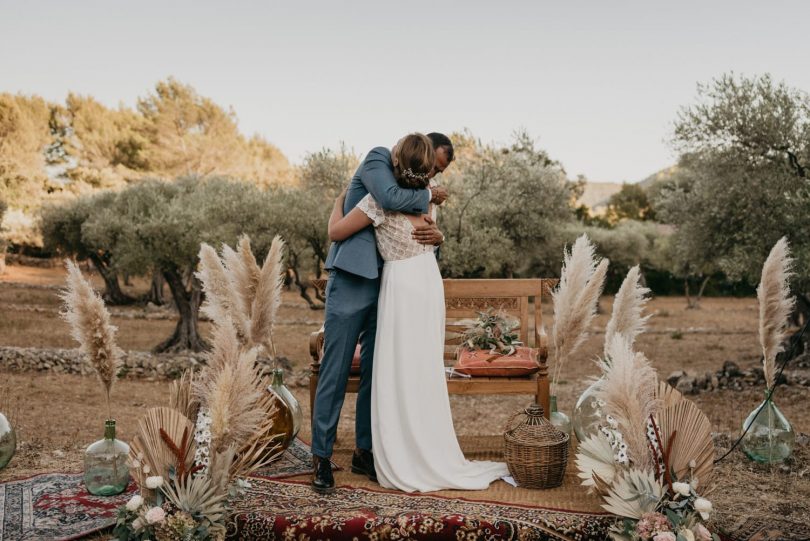 Un mariage en Provence - Photos : Lucie Allard Photography - Blog mariage : La mariée aux pieds nus