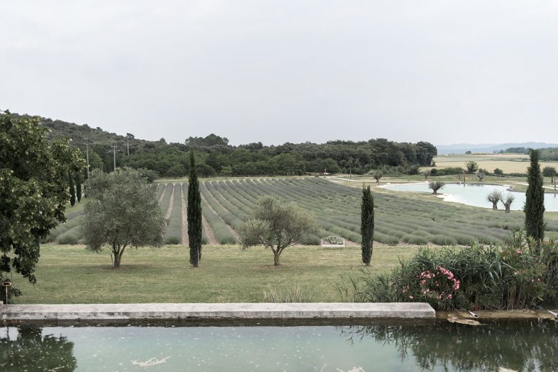 Un mariage aux Domaines de Patras en Provence - Photos : Chloé Fayollas - Blog mariage : La mariée aux pieds nus