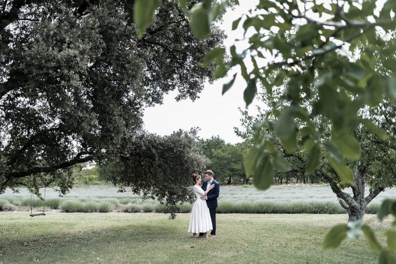 Un mariage aux Domaines de Patras en Provence - Photos : Chloé Fayollas - Blog mariage : La mariée aux pieds nus