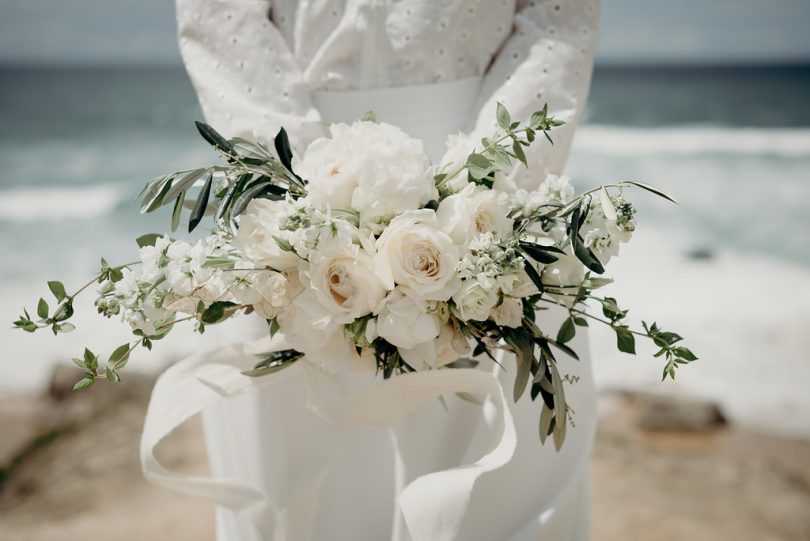 Un mariage sur la côte sauvage de Quiberon - La mariée aux pieds nus