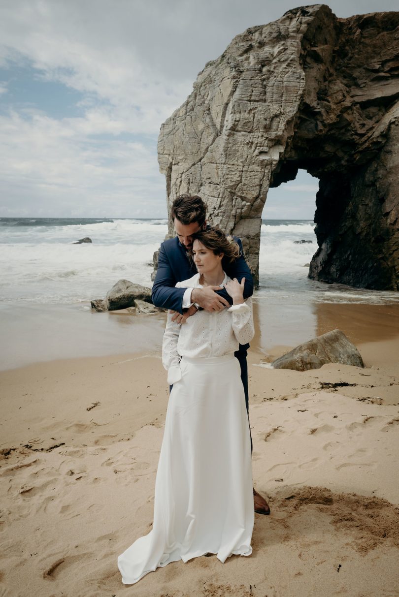 Un mariage sur la côte sauvage de Quiberon - La mariée aux pieds nus