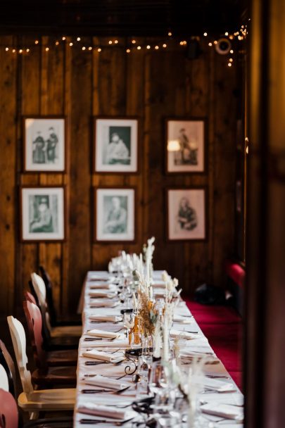 Un mariage en hiver au Refuge du Montenvers à Chamonix - Photos : Capyture - Blog mariage : La mariée aux pieds nus