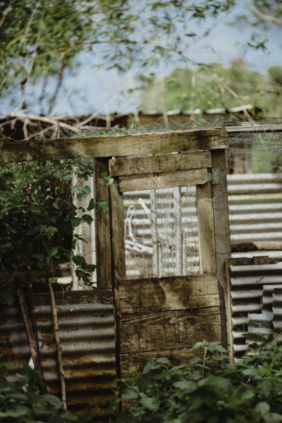 Un mariage végétal à La Réunion - A découvrir sur le blog mariage www.lamarieeauxpiedsnus.com - Photos : Capyture