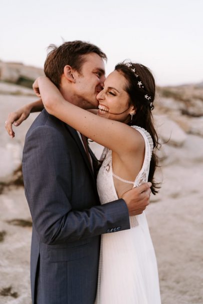 Un mariage au Rocher à Punta di Spano en Corse - Photos : Lorenzo Accardi - Blog mariage : La mariée aux pieds nus