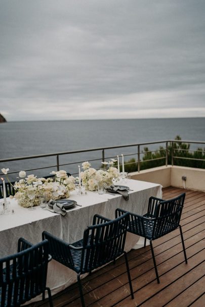 Un mariage à l'Hôtel des Roches Blanches sur la Côte d'Azur - Photos : Lorenzo Accardi - Blog mariage : La mariée aux pieds nus