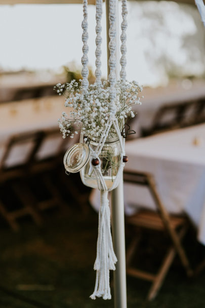 Un mariage rock dans le jardin de la maison familiale - A découvrir sur le blog mariage www.lamarieeauxpiedsnus.com - Photos : Benjamin Le Du Photography