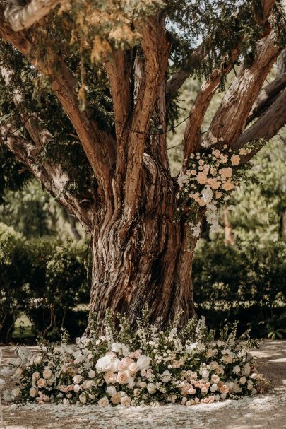 Un mariage romantique en petit comité en Provence - Photos : Sidonie Vidal - Blog mariage : La mariée aux pieds nus