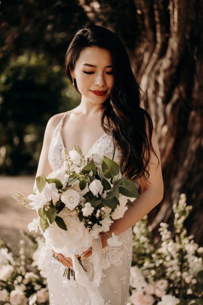 Un mariage romantique en petit comité en Provence - Photos : Sidonie Vidal - Blog mariage : La mariée aux pieds nus