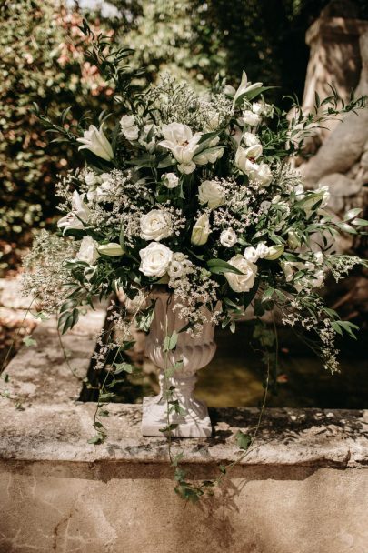 Un mariage élégant au Château de Roquelune en Occitanie - Photos : Lorenzo Accardi - Blog mariage : La mariée aux pieds nus