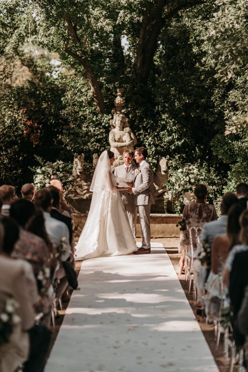Un mariage élégant au Château de Roquelune en Occitanie - Photos : Lorenzo Accardi - Blog mariage : La mariée aux pieds nus