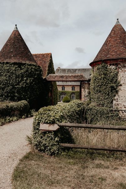 Un mariage rustique au Domaine des Evis - Photos : Blondie Photographie - Blog mariage : La mariée aux pieds nus