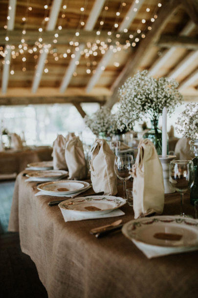 Un mariage rustique et champêtre dans une forêt des Landes - A découvrir sur le blog mariage www.lamarieeauxpiedsnus.com - Photos : Yoris Photographe