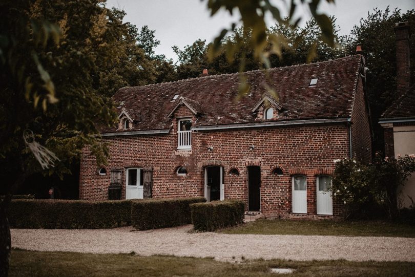 Un mariage rustique à La Seigneurie d’Alleray - Photos : Marion Billou - Blog mariage : La mariée aux pieds nus