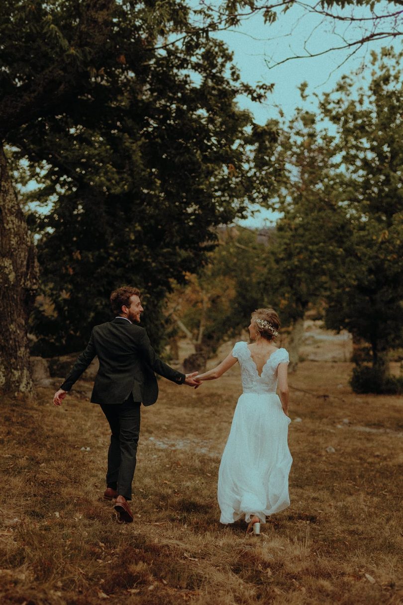 Un mariage simple en Ardèche - Photos : Vanessa Madec - Blog mariage : La mariée aux pieds nus