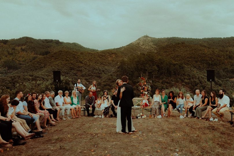 Un mariage simple en Ardèche - Photos : Vanessa Madec - Blog mariage : La mariée aux pieds nus