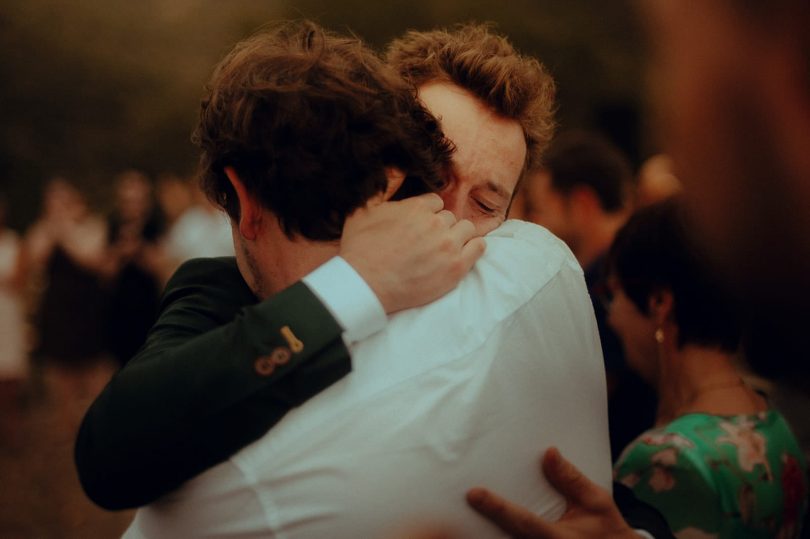 Un mariage simple en Ardèche - Photos : Vanessa Madec - Blog mariage : La mariée aux pieds nus