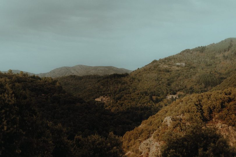 Un mariage simple en Ardèche - Photos : Vanessa Madec - Blog mariage : La mariée aux pieds nus