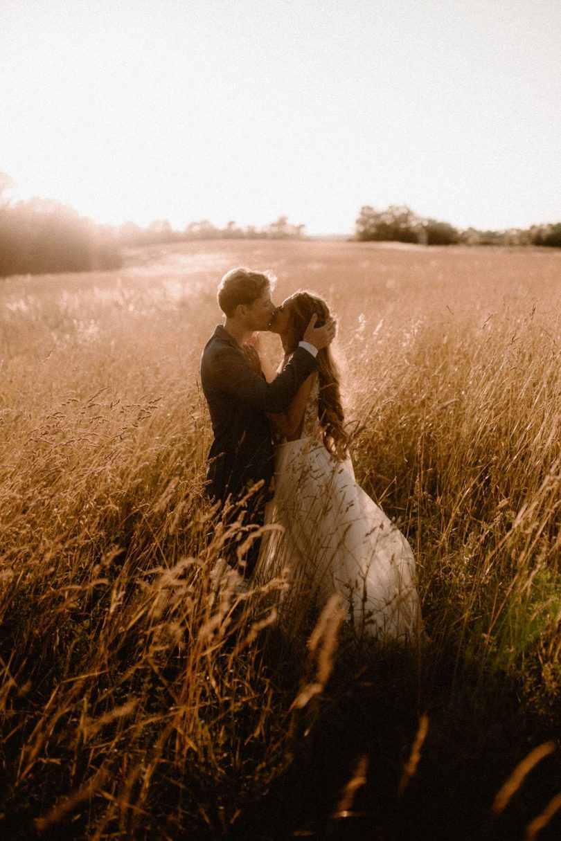 Un mariage simple et bohème dans le Var - Photos : Juli Etta - Blog mariage : La mariée aux pieds nus