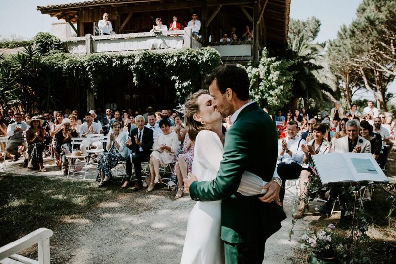 Un mariage en toute simplicité à La cabane Bartherotte au Cap Ferret - Photos : Les récits de Becca - Blog mariage : La mariée aux pieds nus