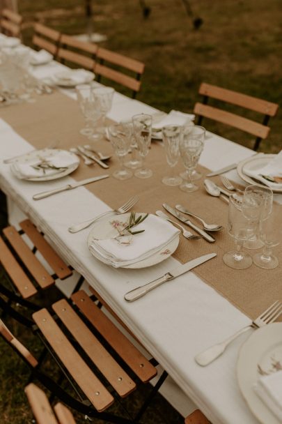 Un mariage simple et champêtre au Domaine des Courmettes - Photographe : Lesley Photography - Blog mariage : La mariée aux pieds nus