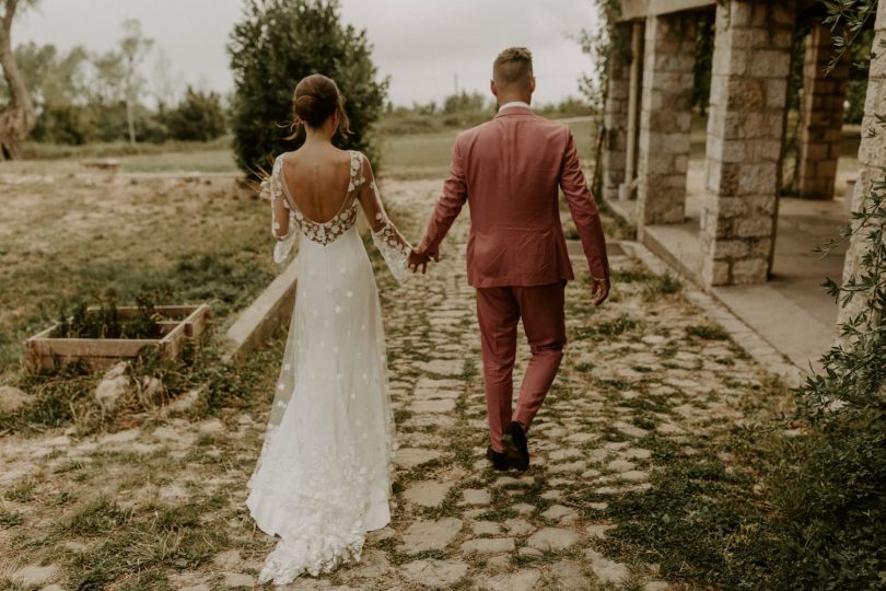 Un mariage simple et champêtre au Domaine des Courmettes - Photographe : Lesley Photography - Blog mariage : La mariée aux pieds nus