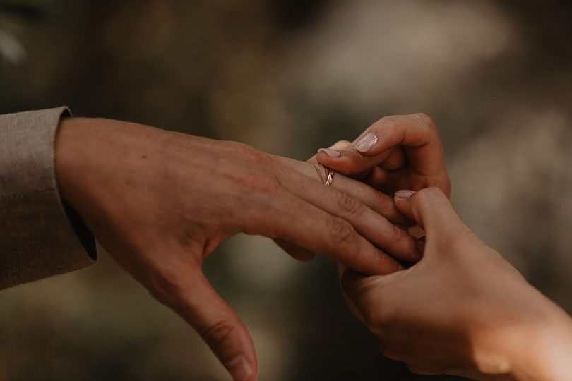 Un mariage simple et champêtre dans le Gard - Photos : Alchemia Wedding - Blog mariage : La mariée aux pieds nus