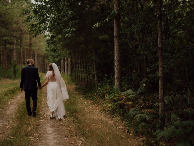 Un mariage simple et champêtre en Anjou à découvrir sur le blog mariage www.lamarieeauxpiedsnus.com - Photos : Capyture