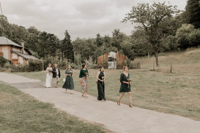 Un mariage simple et champêtre en Normandie - Photos : Typhaine J Photographie - Blog mariage : La mariée aux pieds nus