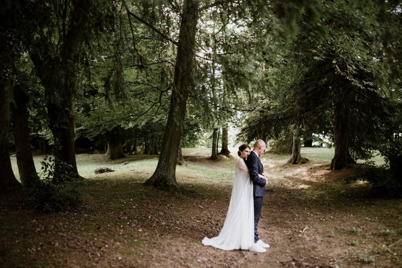 Un mariage simple au Château de Beauchamp en Bourgogne - Photos : Laurent Brouzet - Blog mariage : La mariée aux pieds nus