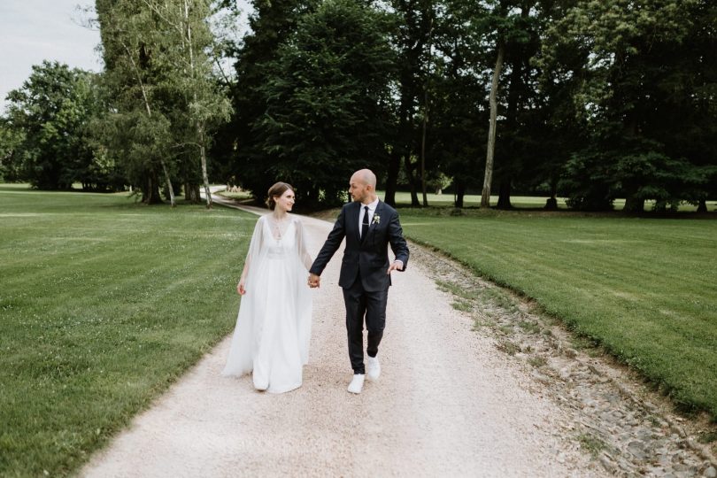 Un mariage simple au Château de Beauchamp en Bourgogne - Photos : Laurent Brouzet - Blog mariage : La mariée aux pieds nus