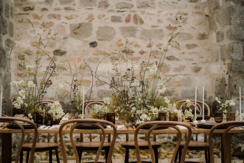 Un mariage simple et éco-responsable au Prieuré de Taluyers près de Lyon - Photos : Cabinet Poétique - Blog mariage : La mariée aux pieds nus