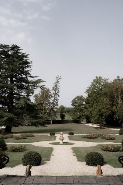 Un mariage simple et élégant au Château de Garde en Gironde - Photos : Anaïs MR - Blog mariage : La mariée aux pieds nus