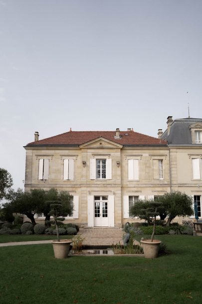 Un mariage simple et élégant au Château de Garde en Gironde - Photos : Anaïs MR - Blog mariage : La mariée aux pieds nus