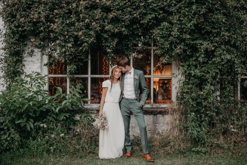 Un mariage simple et indus à Tombeek Plage en Belgique - Photos : Roses et Violettes - Blog mariage : La mariée aux pieds nus