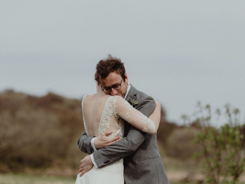 Un mariage simple en petit comité sur l'Ile de Skye en Ecosse - A découvrir sur le blog mariage www.lamarieeauxpiedsnus.com - Photos : Capyture