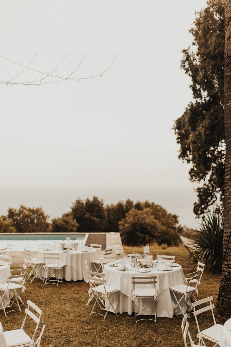 Un mariage simple et joyeux à Erbalunga en Corse - Photos : Ghania Iratni - Blog mariage : La mariée aux pieds nus