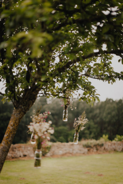 Un mariage champêtre et coloré en Normandie - A découvrir sur www.lamarieeauxpiedsnus.com