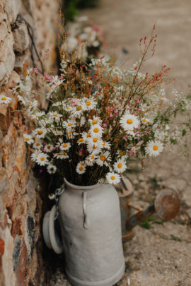 Un mariage champêtre en Normandie - A découvrir sur www.lamarieeauxpiedsnus.com