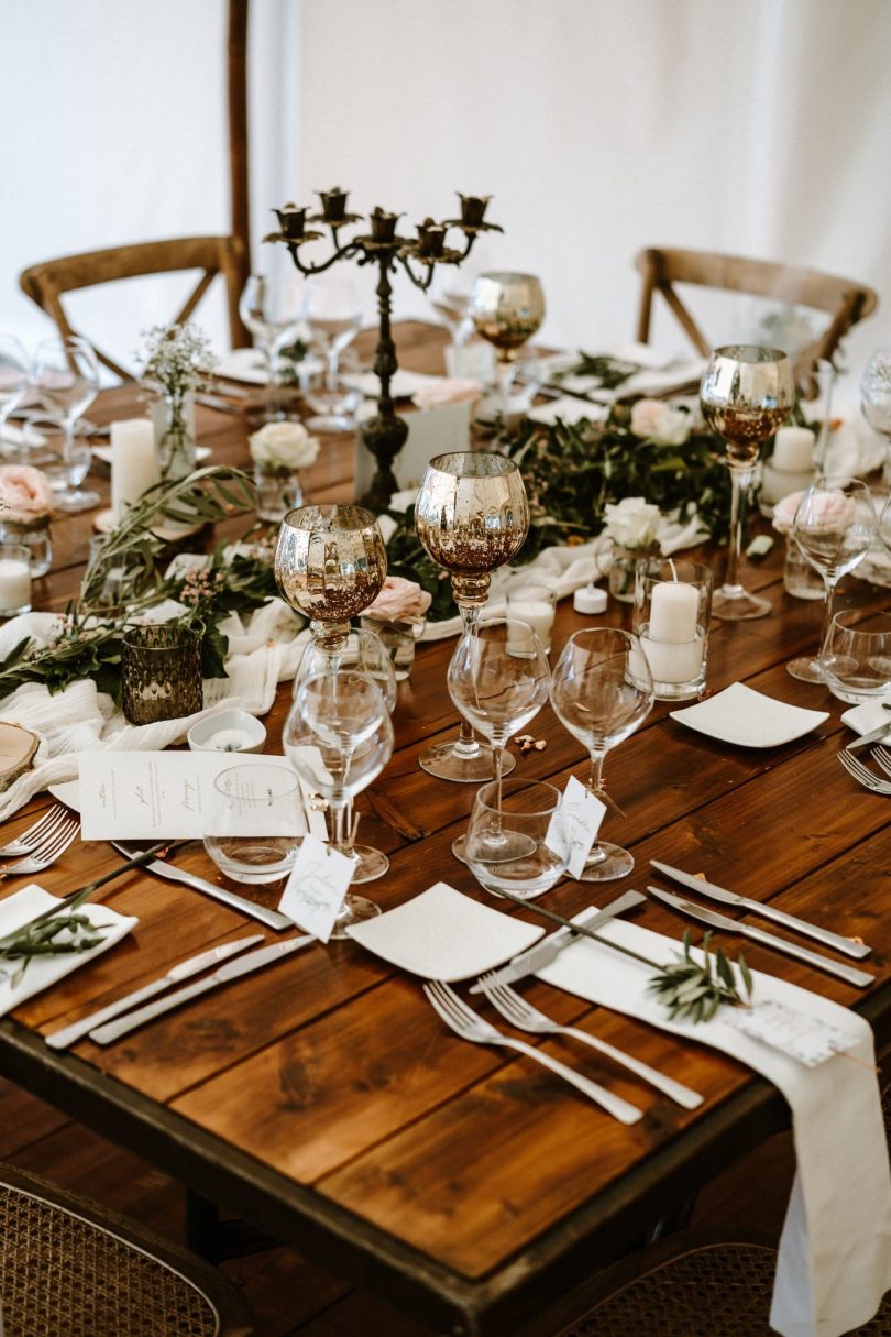 Un mariage simple et bohème au Mas de Rey en Occitanie - Photos : Laurent Brouzet - Blog mariage : La mariée aux pieds nus