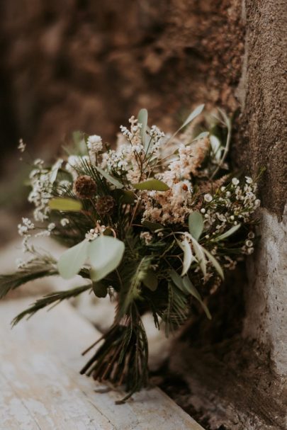 Un mariage simple et convivial sur une plage en Corse - Photos : Phan Tien - Blog mariage : La mariée aux pieds nus