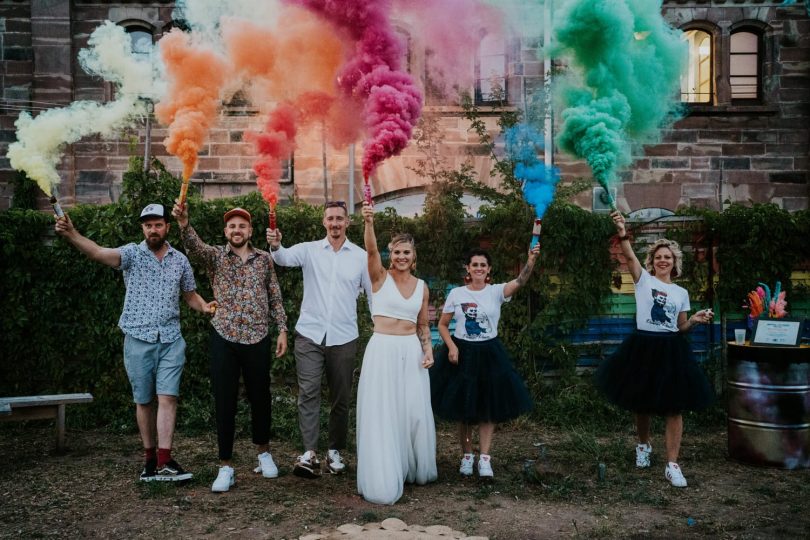 Un mariage streetart à Strasbourg en Alsace - Photos : Photography by Chloé - Blog mariage : La mariée aux pieds nus