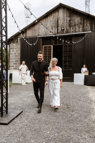 Un mariage surprise dans une ambiance indus en noir et blanc - Photos : Marie Dubrulle - Blog mariage : La mariée aux pieds nus