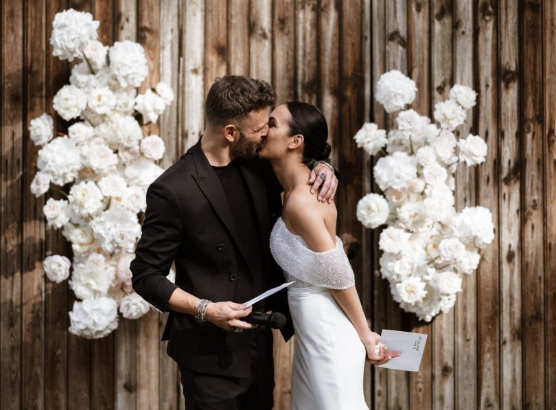 Un mariage surprise dans une ambiance indus en noir et blanc - Photos : Marie Dubrulle - Blog mariage : La mariée aux pieds nus