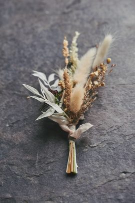 Un mariage au Terminal Neige - Refuge de Montenvers à Chamonix - Photos : Le joli studio et David Picchio - Blog mariage : La mariée aux pieds nus