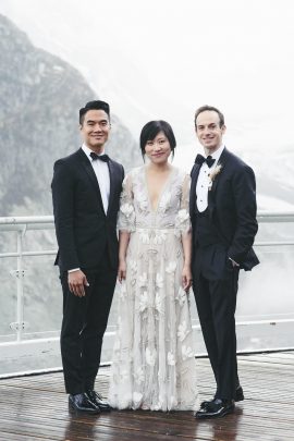 Un mariage au Terminal Neige - Refuge de Montenvers à Chamonix - Photos : Le joli studio et David Picchio - Blog mariage : La mariée aux pieds nus