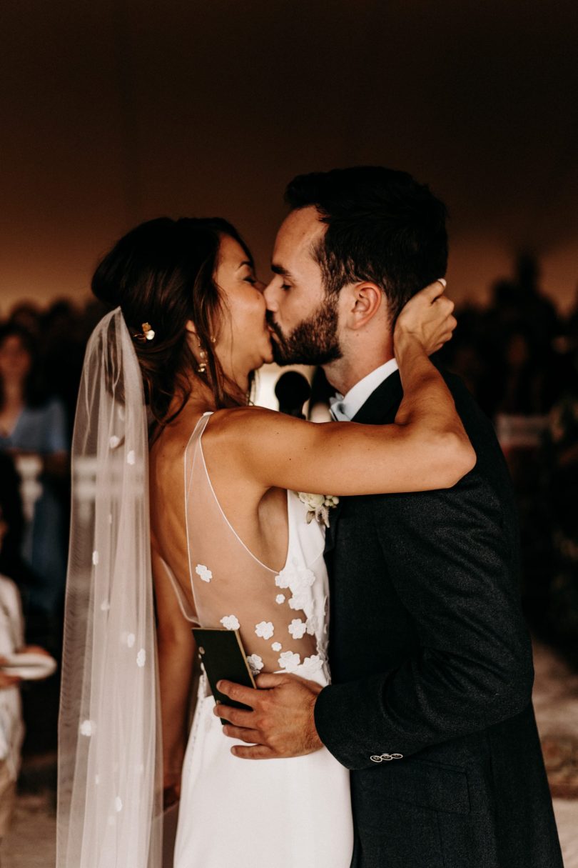 Un mariage terracotta aux Domaines de Patras en Provence - Photos : Lorenzo Accardi - Blog mariage La mariée aux pieds nus