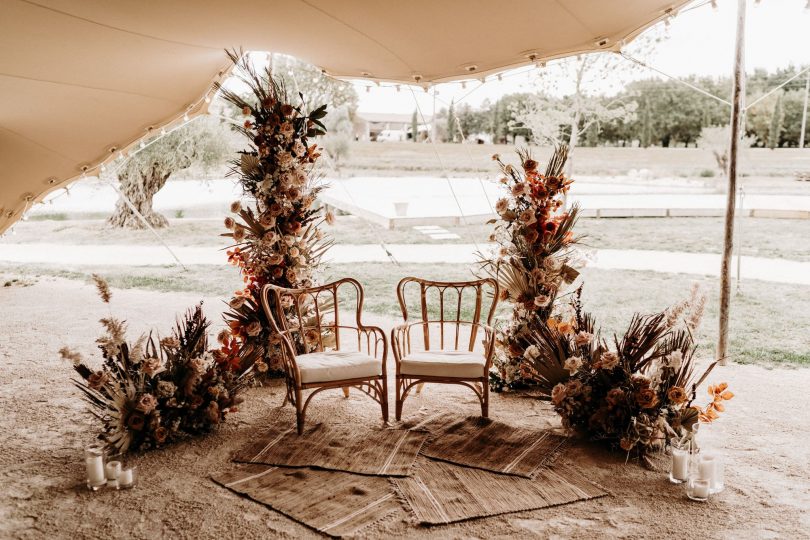 Un mariage terracotta aux Domaines de Patras en Provence - Photos : Lorenzo Accardi - Blog mariage La mariée aux pieds nus