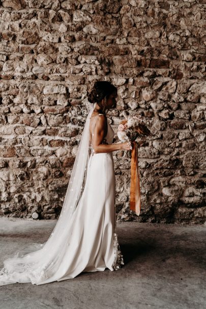 Un mariage terracotta aux Domaines de Patras en Provence - Photos : Lorenzo Accardi - Blog mariage La mariée aux pieds nus