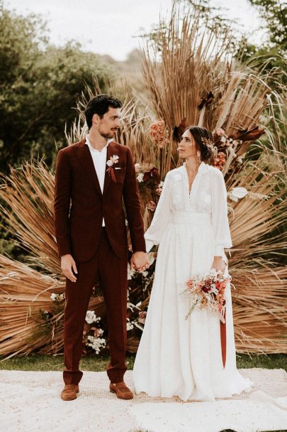 Un mariage Terracotta dans le Gard : Photo et vidéo : Pinewood Weddings - Blog mariage : La mariée aux pieds nus