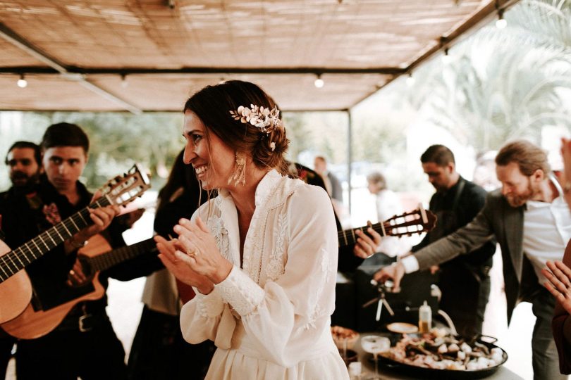 Un mariage Terracotta dans le Gard : Photo et vidéo : Pinewood Weddings - Blog mariage : La mariée aux pieds nus